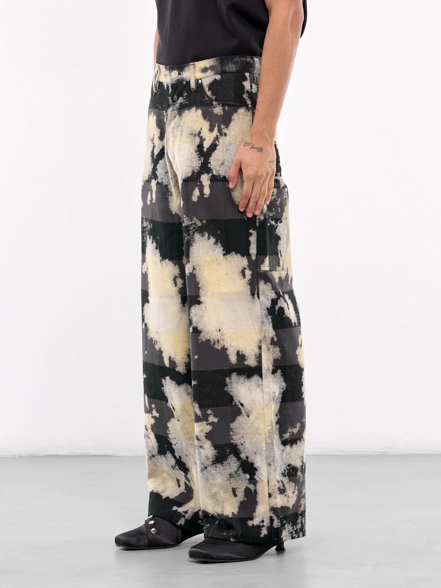 Abstract Stripe Wide Leg Trousers (PT1824-BLACK)