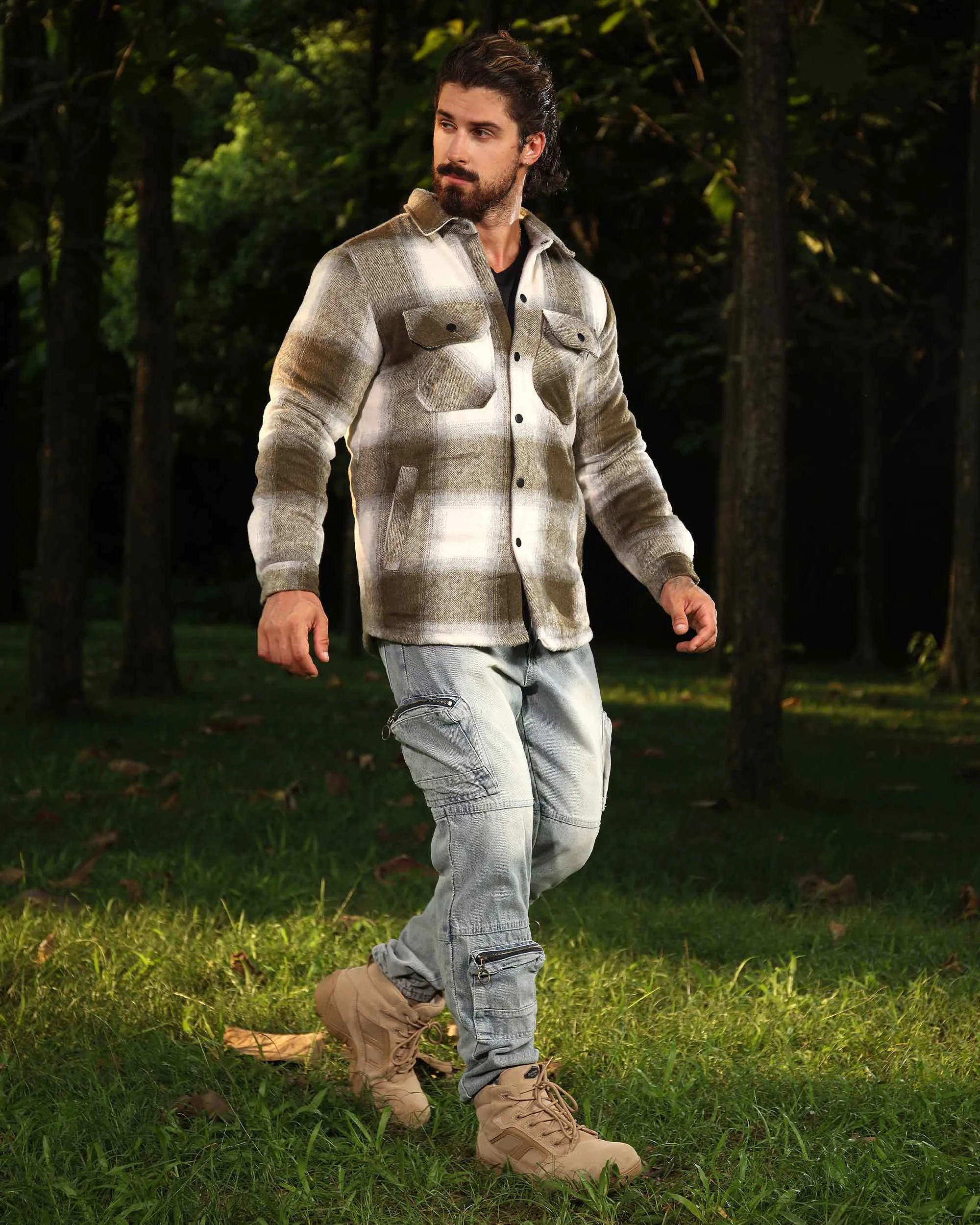 Distressed Cargo Straight Jeans with Versatile Pockets