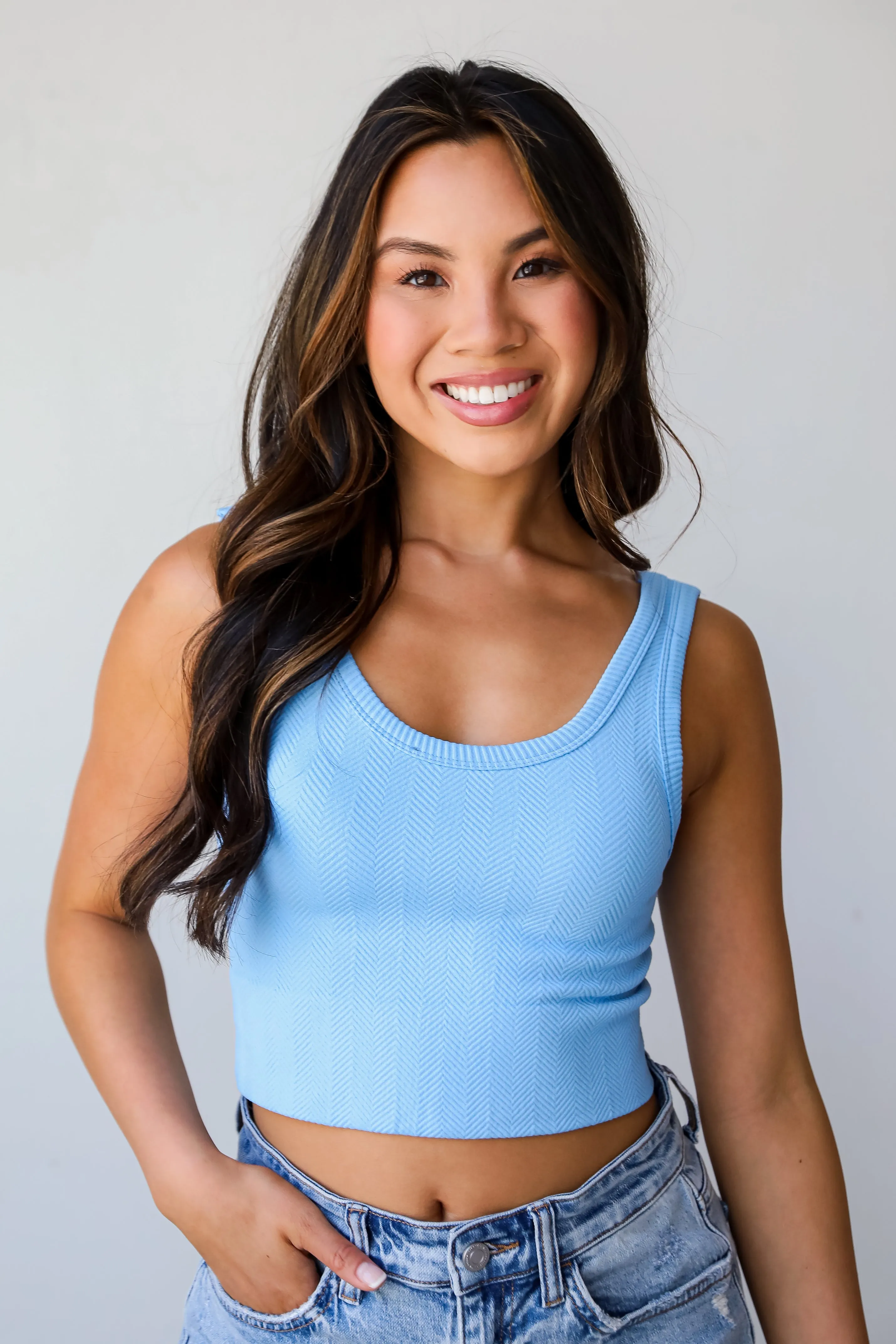 Get Set Seamless Cropped Tank - DU DEAL