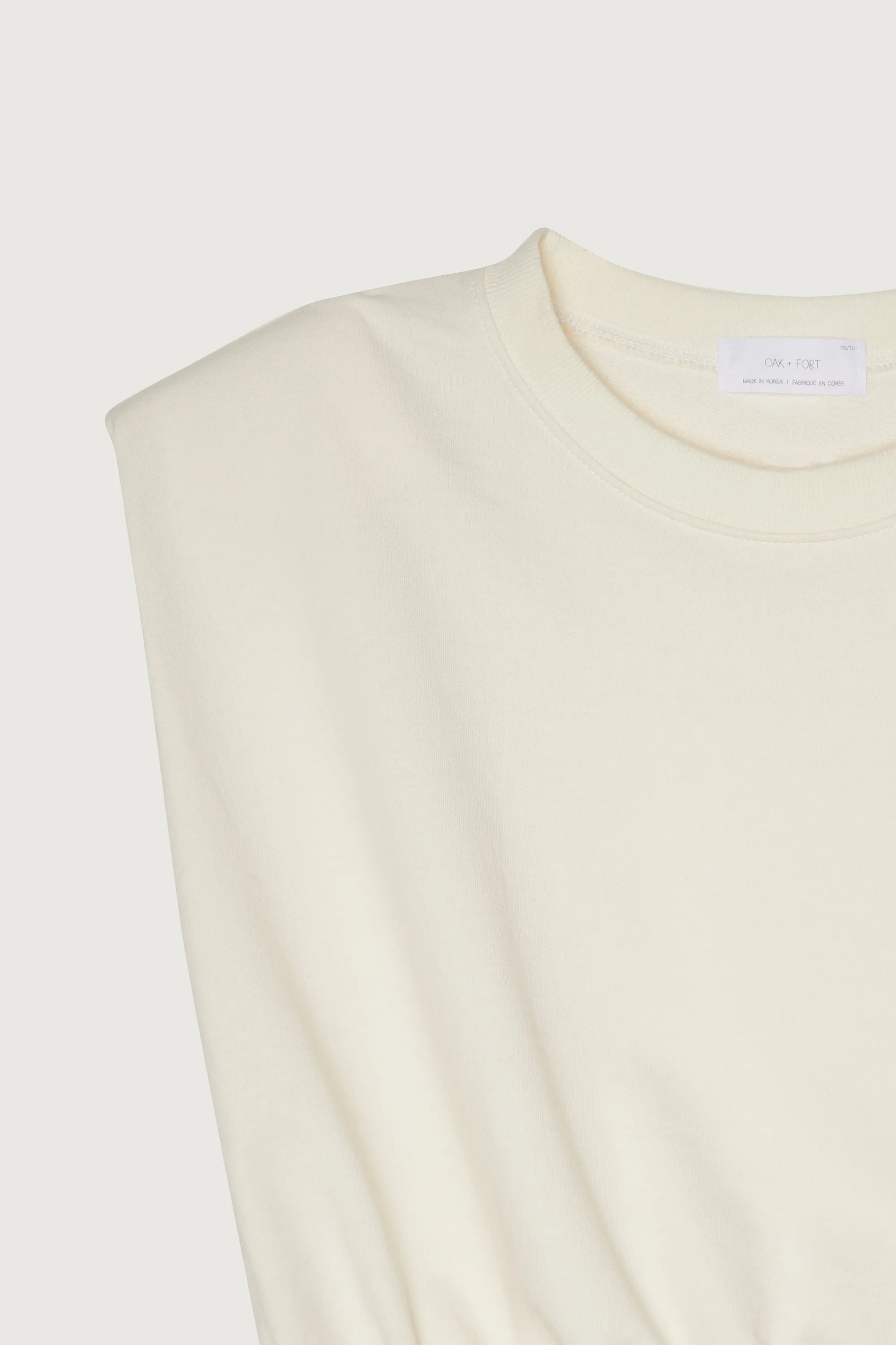 SLEEVELESS CREWNECK TEE