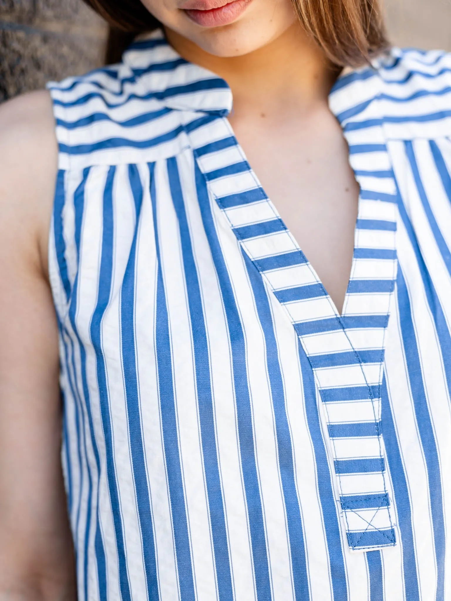 Sleeveless Stripe V-Neck Loose Top