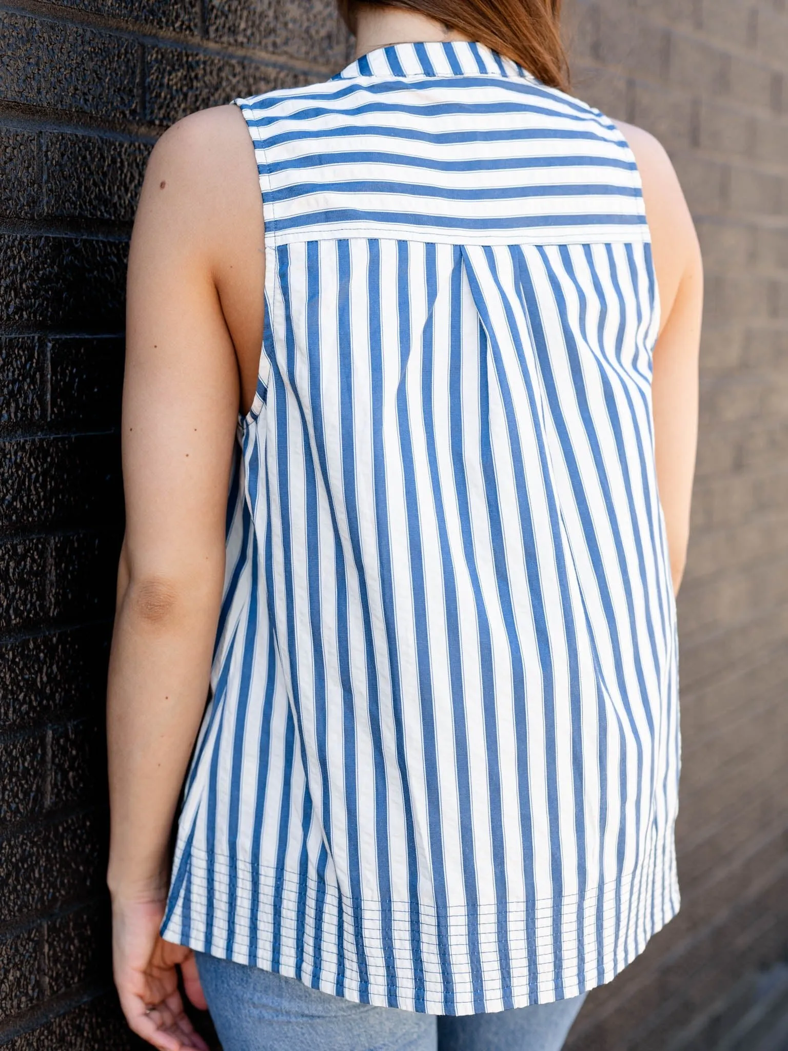 Sleeveless Stripe V-Neck Loose Top