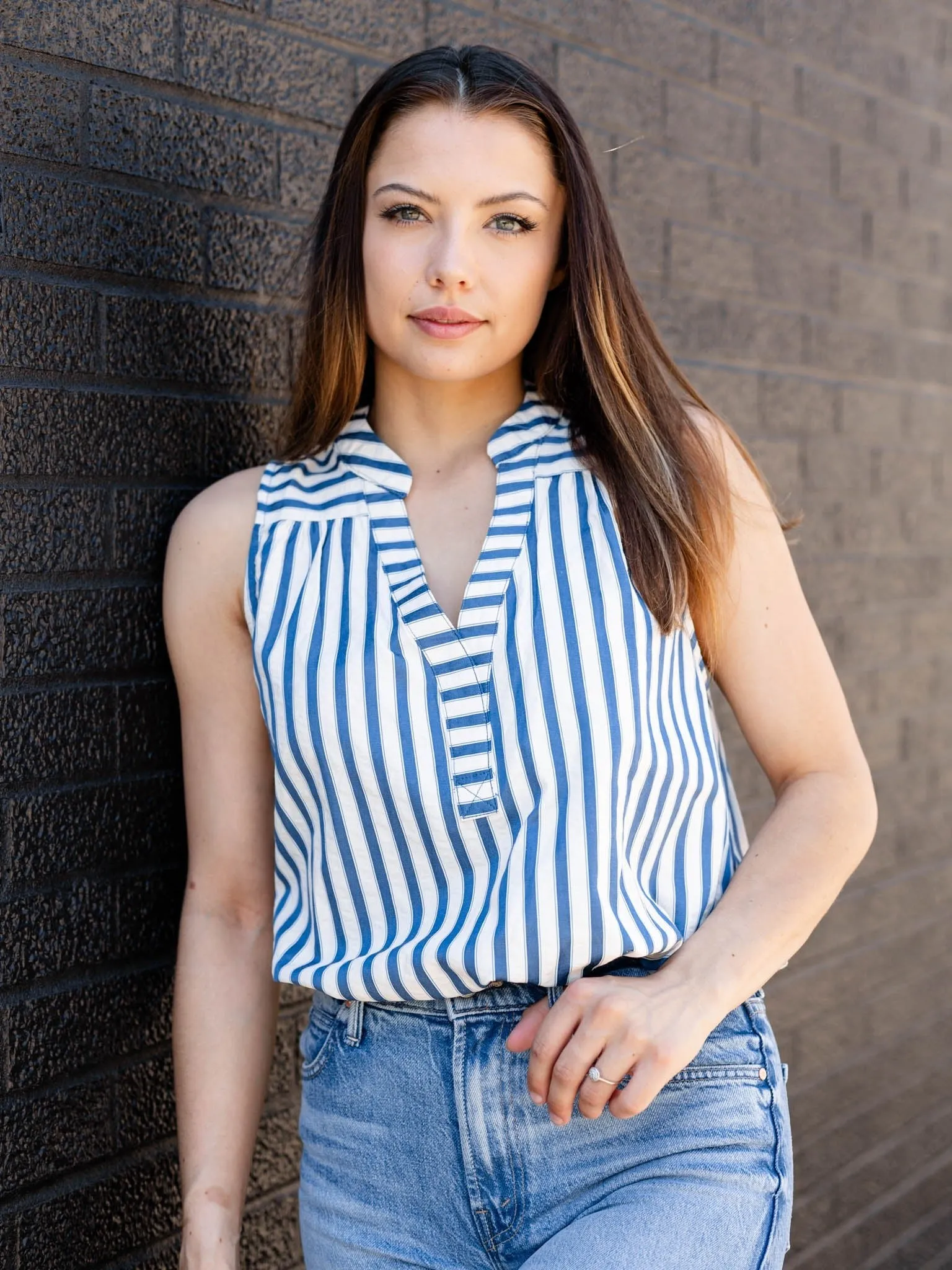 Sleeveless Stripe V-Neck Loose Top